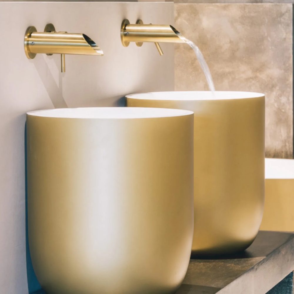 JEE-O pure wall basin mixer set